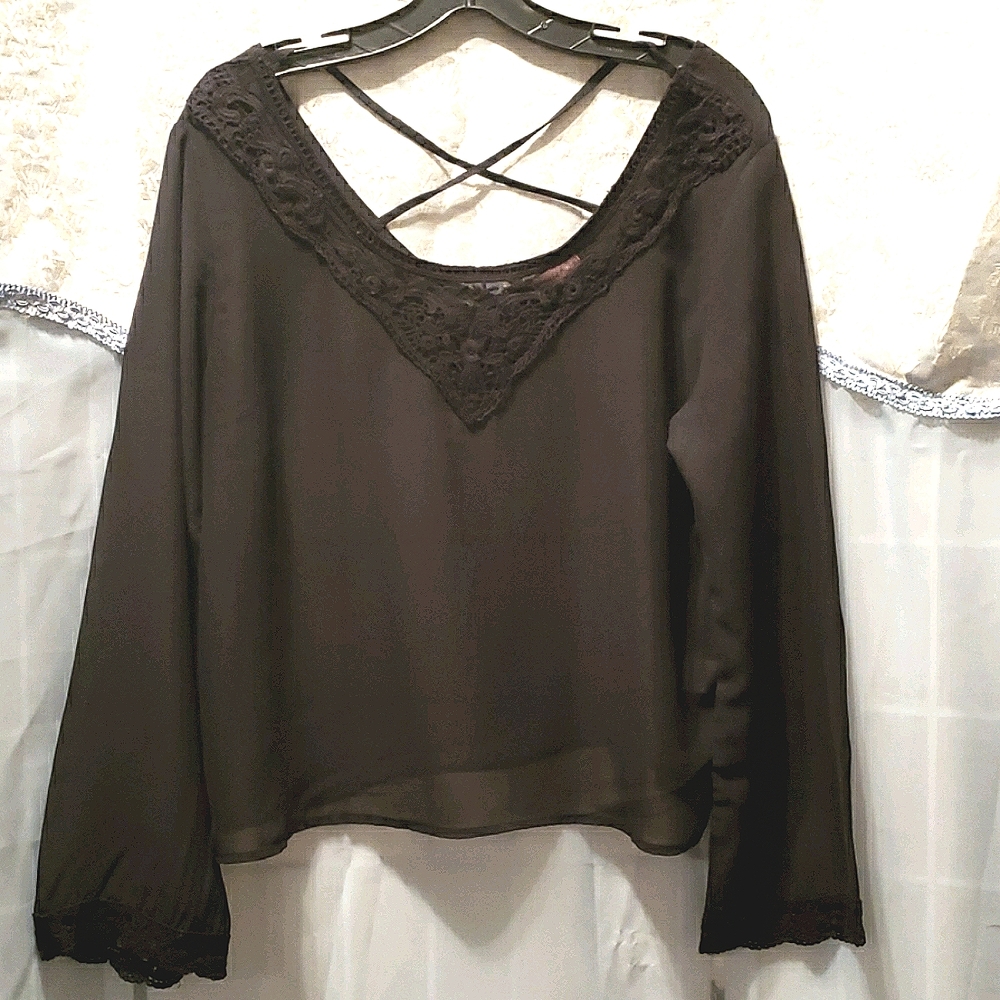 SPOILED BLACK CHIFFON/LACE LONG SLEEVE TOP SZ XL